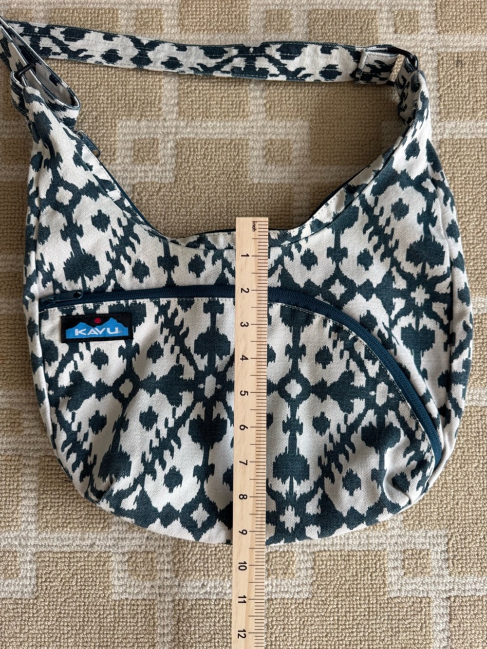 KAVU Sydney Canvas Crossbody Sling Bag Boho Teal Ikat Print Adjustable Strap O/S - Picture 8 of 10